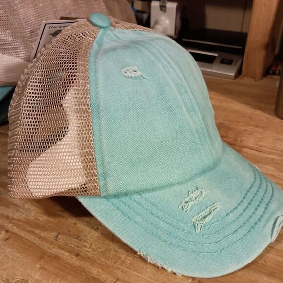 NWT Washed Denim Criss Cross High Pony CC Ball Cap MINT, Ponytail Hat - Picture 3 of 3